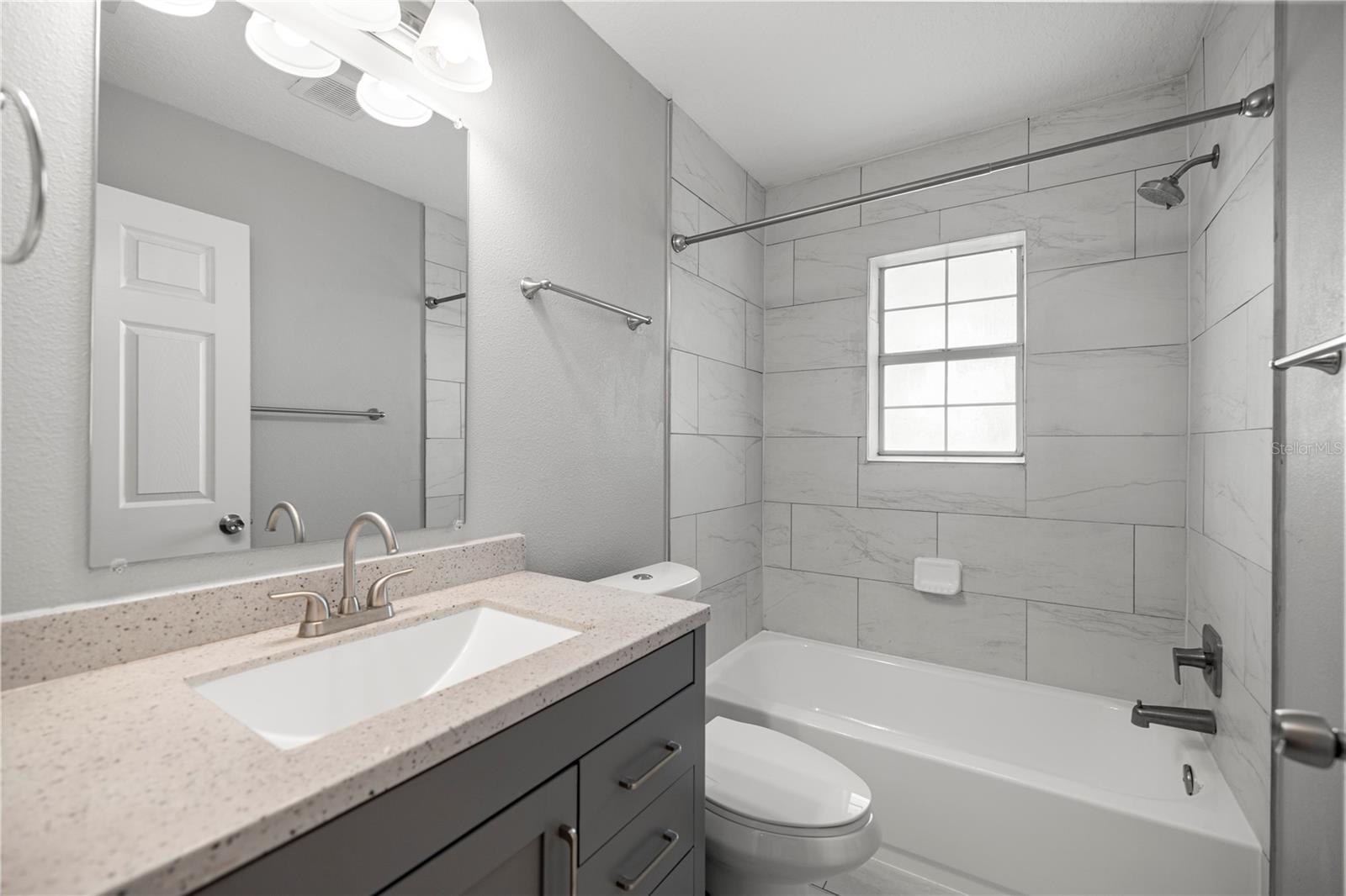 OCALA PARK ESTATE - Residential