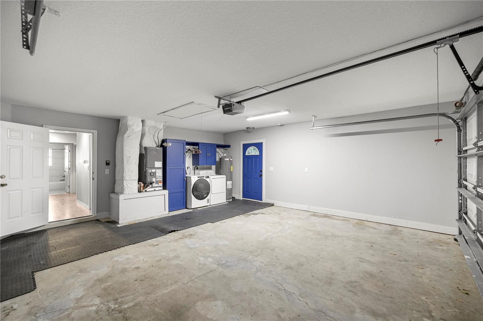 OCALA PARK ESTATE - Residential