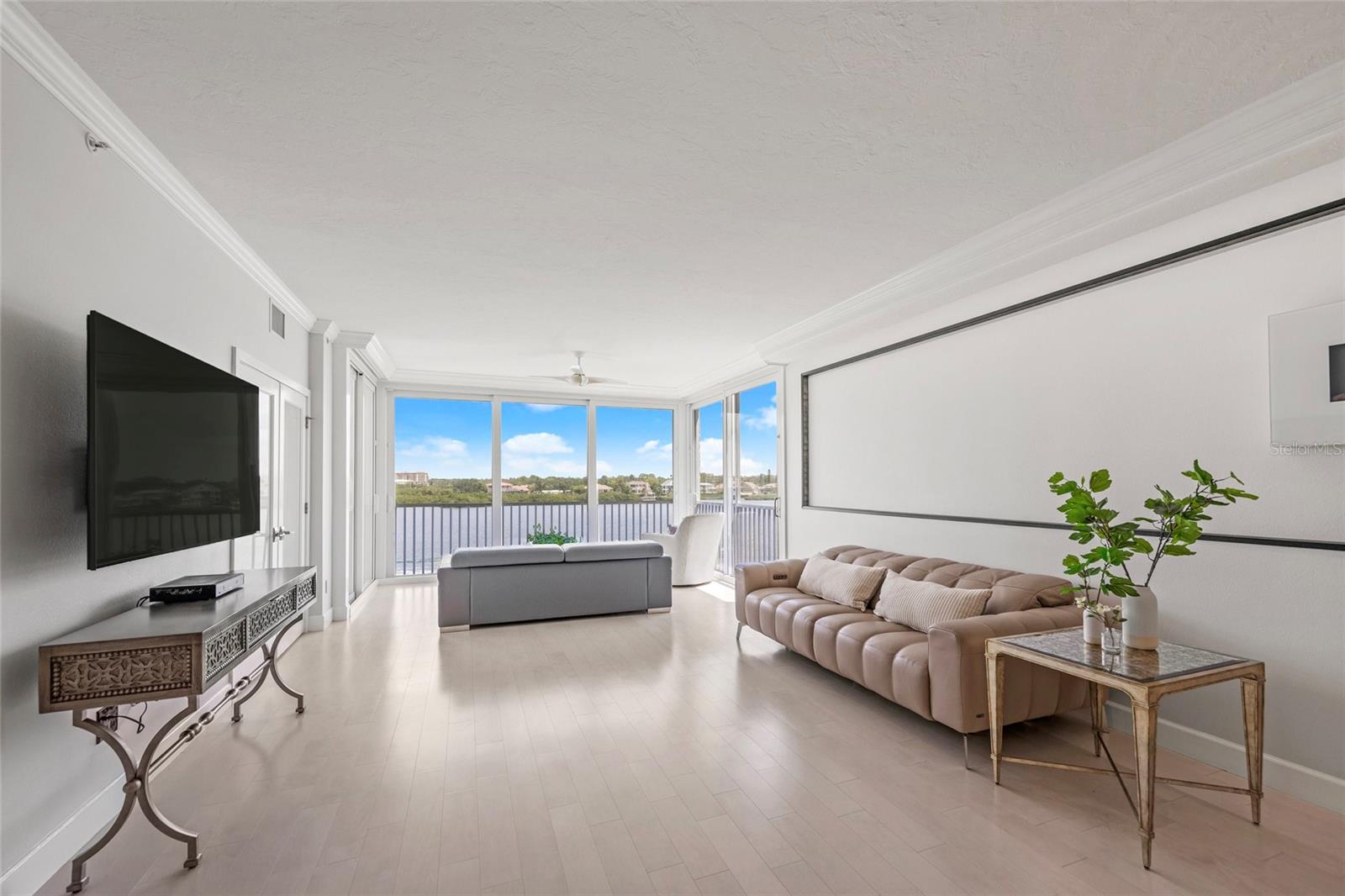 DOLPHIN BAY-SIESTA KEY SEC A - Residential