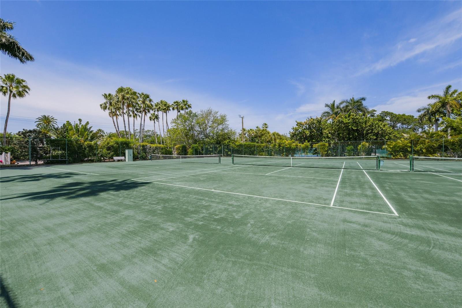 DOLPHIN BAY-SIESTA KEY SEC A - Residential