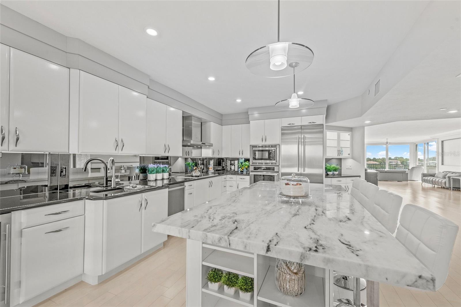 DOLPHIN BAY-SIESTA KEY SEC A - Residential