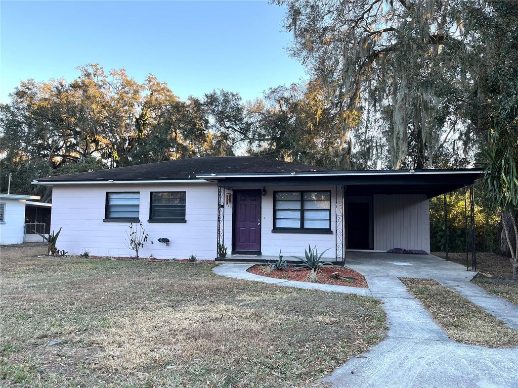 Photo of 2708 Dixie Road, Lakeland, FL 33801 (MLS # L4953939)