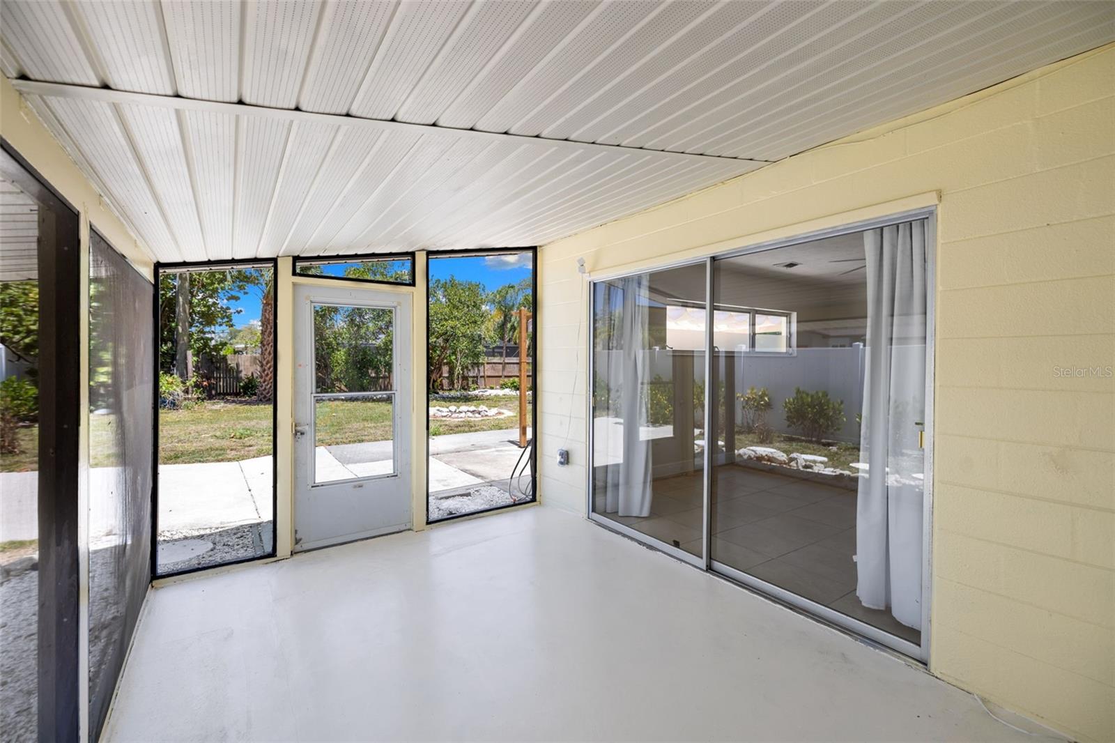 WHITFIELD COUNTRY CLUB ESTATES 1 - Residential