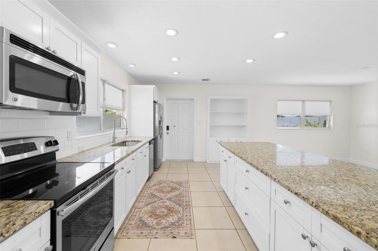 WHITFIELD COUNTRY CLUB ESTATES 1 - Residential