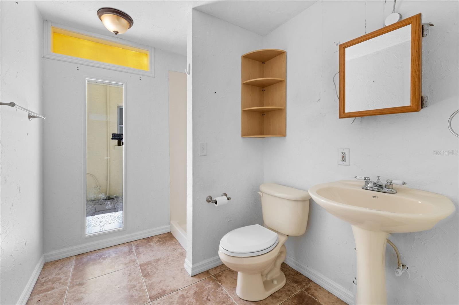 WHITFIELD COUNTRY CLUB ESTATES 1 - Residential