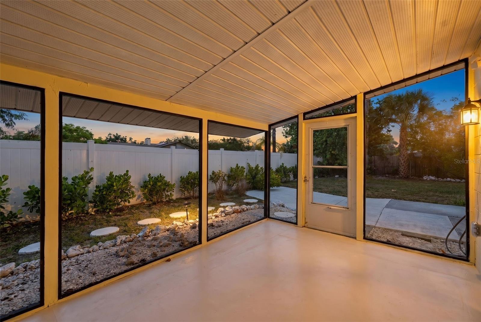 WHITFIELD COUNTRY CLUB ESTATES 1 - Residential