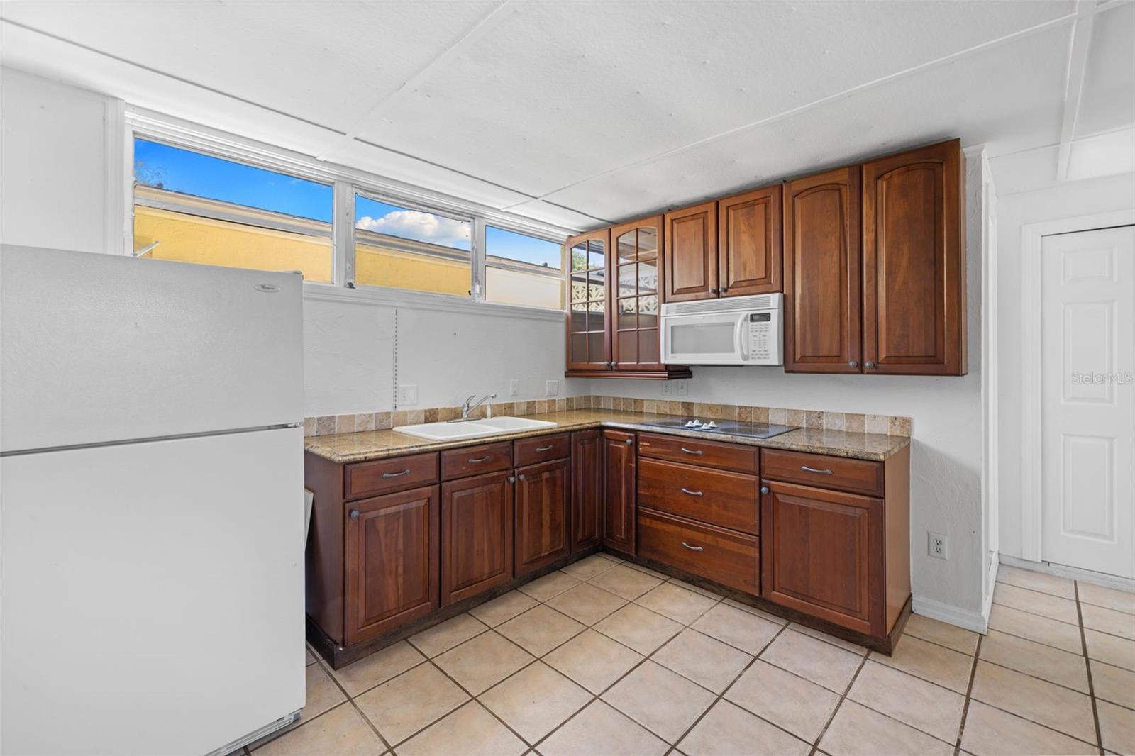 WHITFIELD COUNTRY CLUB ESTATES 1 - Residential