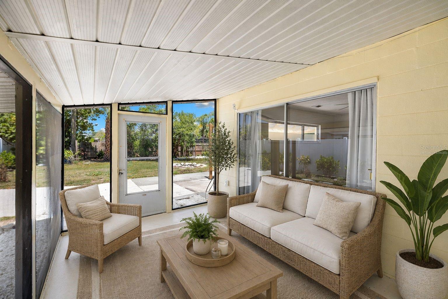 WHITFIELD COUNTRY CLUB ESTATES 1 - Residential