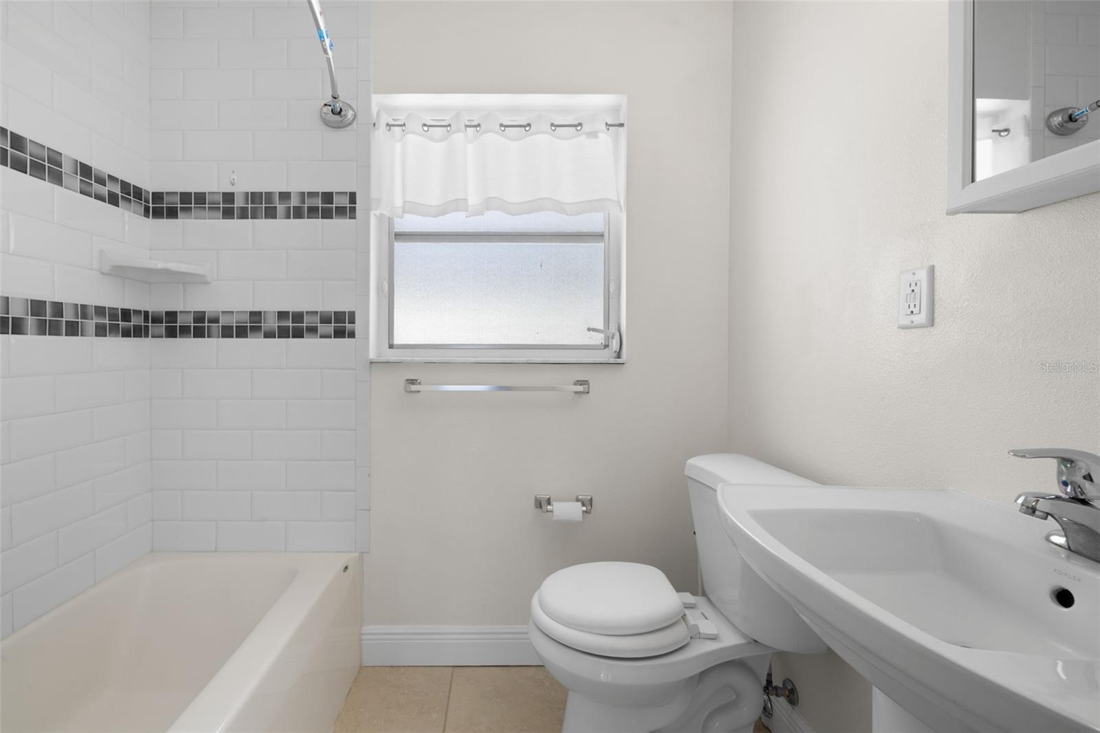 WHITFIELD COUNTRY CLUB ESTATES 1 - Residential