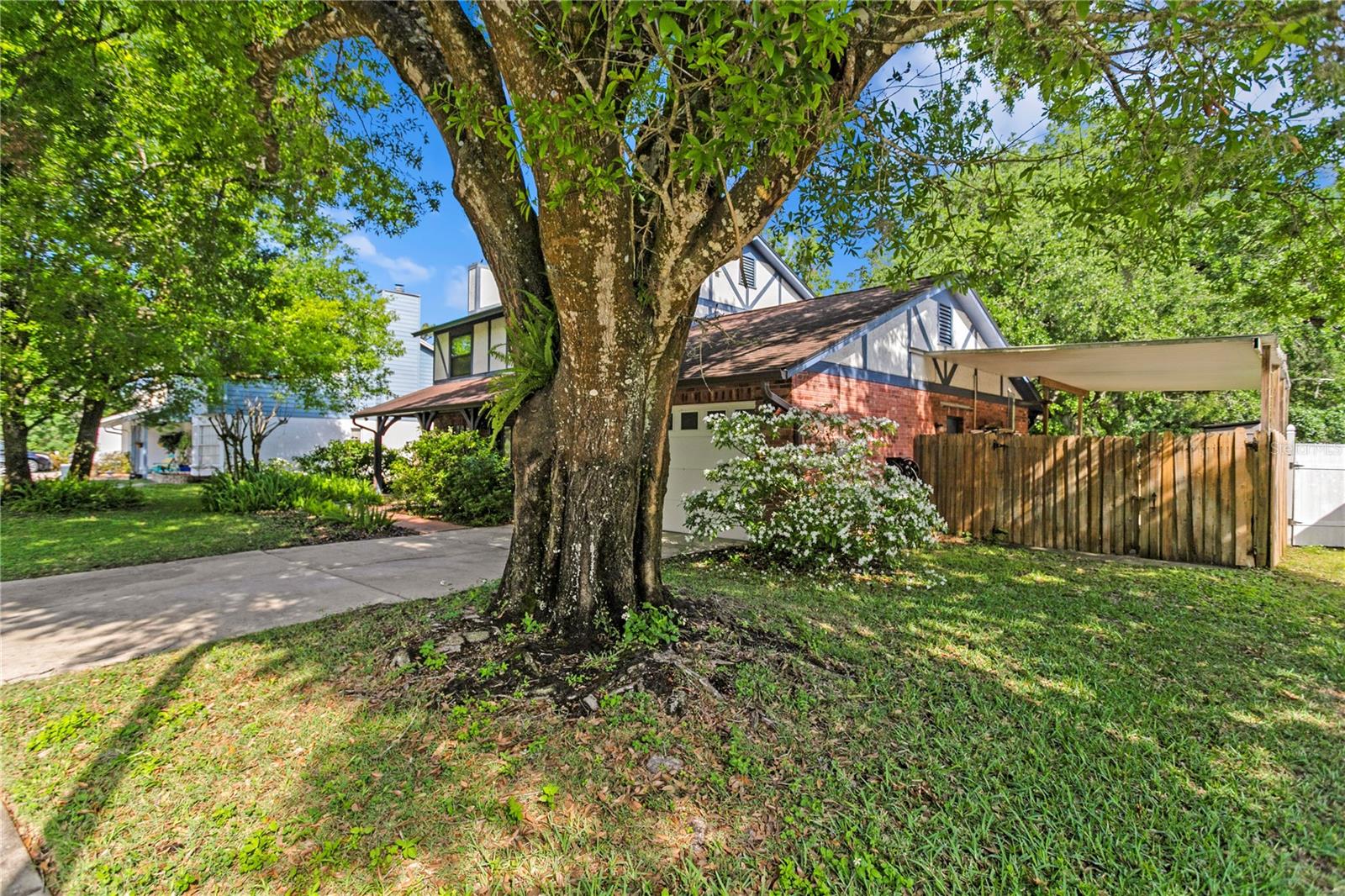 7902 RIVER RIDGE DRIVE