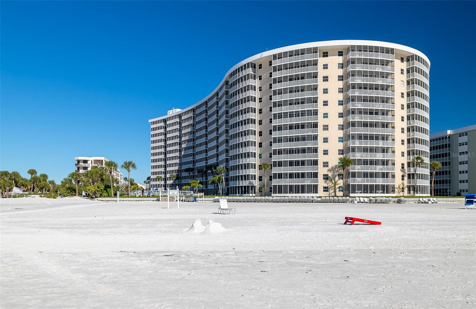 CRYSTAL SANDS 1 - Residential