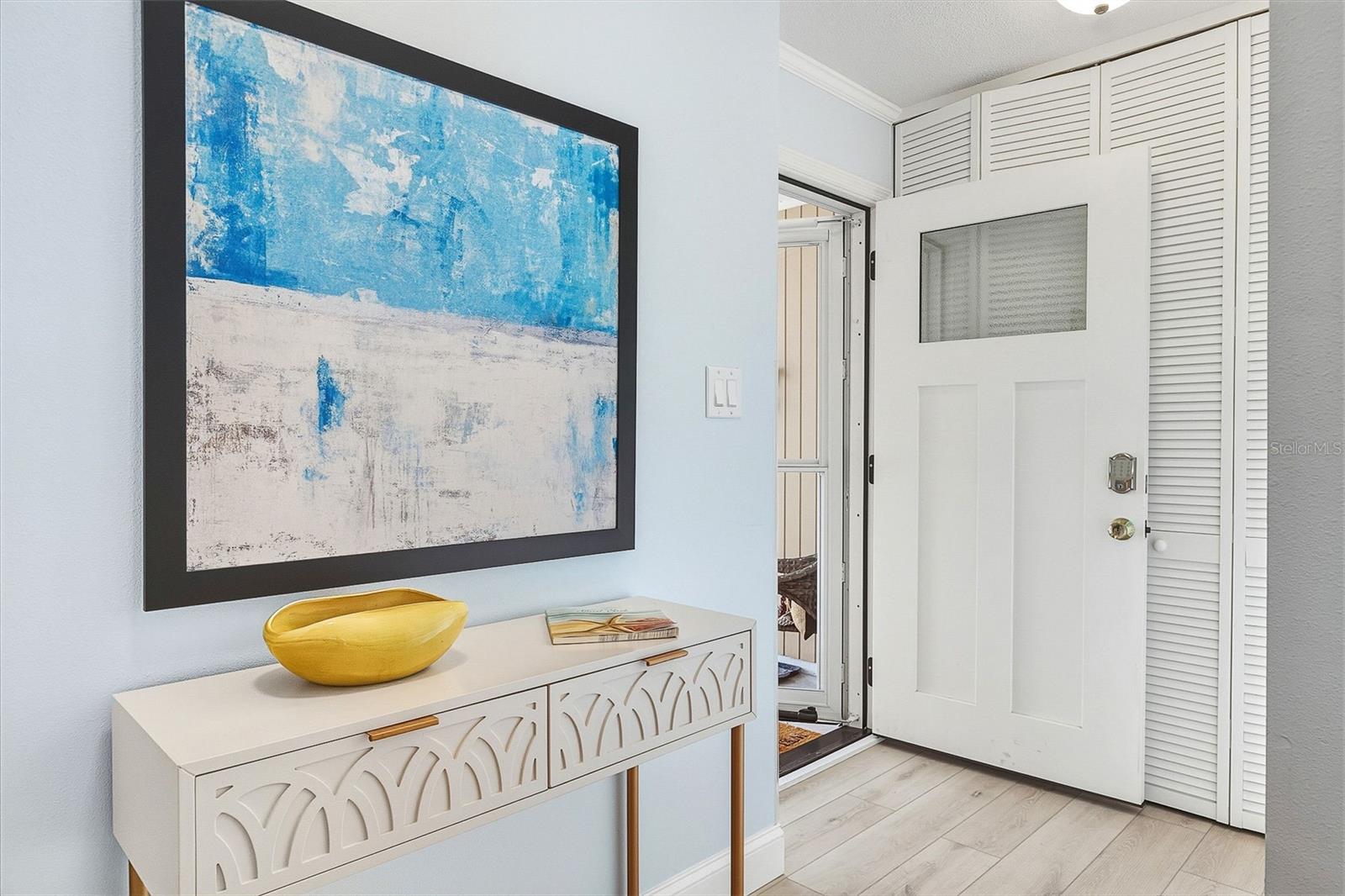 CRYSTAL SANDS 1 - Residential