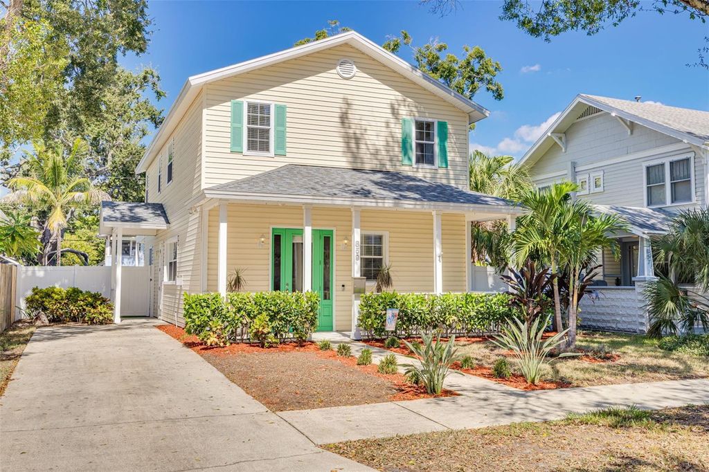 Photo of 859 23rd Avenue N, St Petersburg, FL 33704 (MLS # TB8440330)