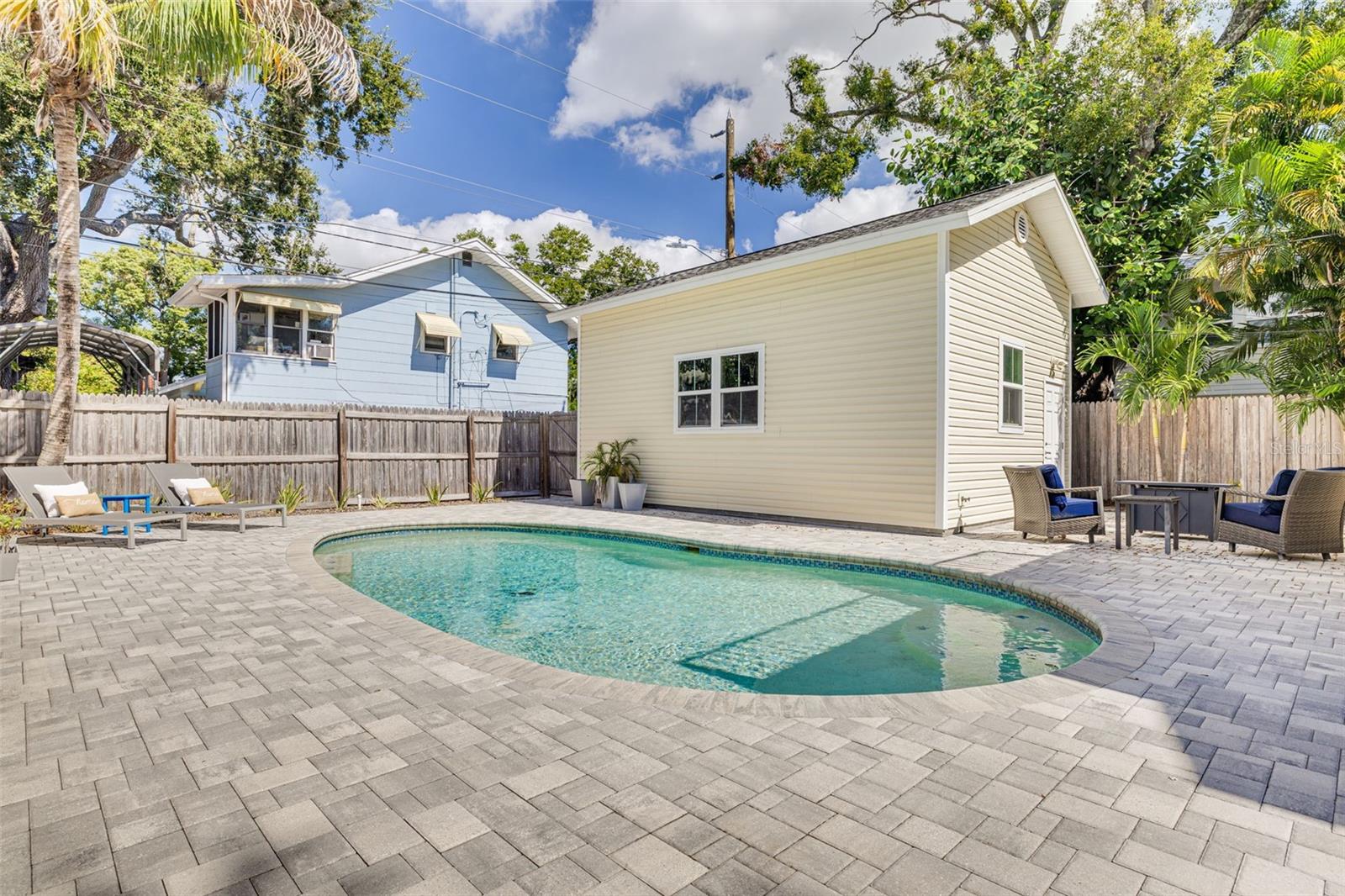 SPRING HILL REV - Residential