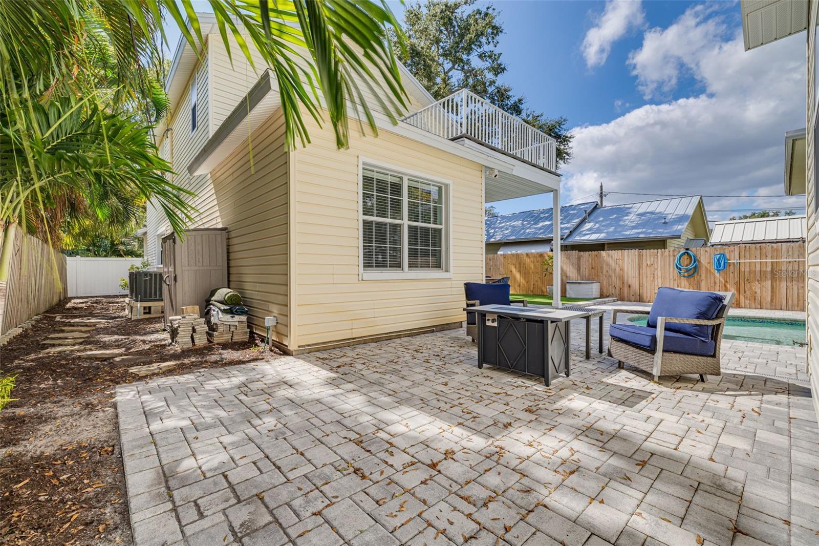 SPRING HILL REV - Residential