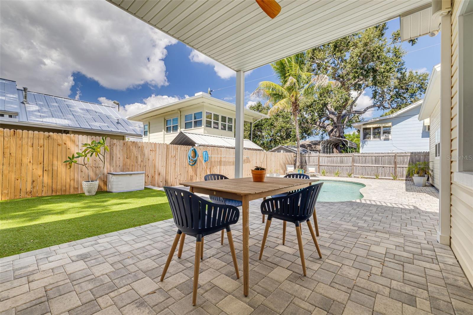 SPRING HILL REV - Residential