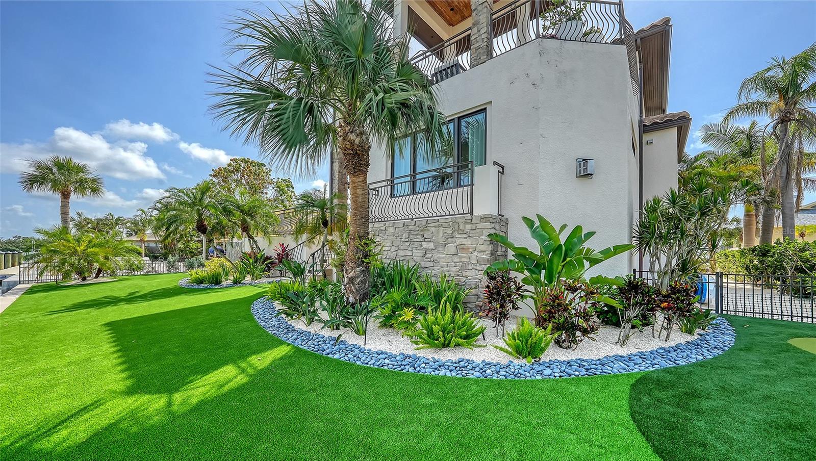 SLEEPY LAGOON PARK 2 - Residential