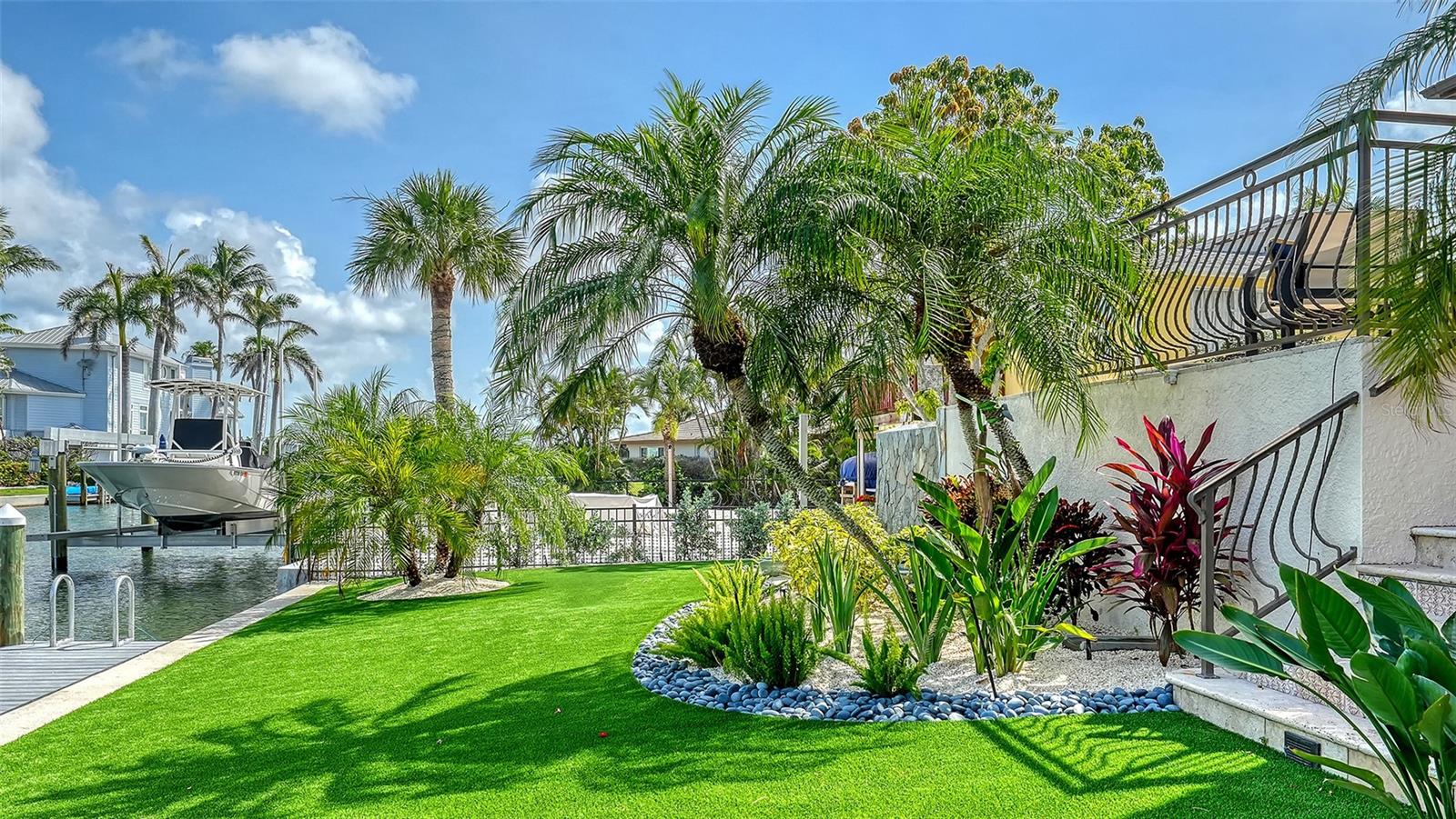 SLEEPY LAGOON PARK 2 - Residential