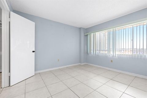 Condominium in SEMINOLE FL 8950 PARK BOULEVARD 22.jpg