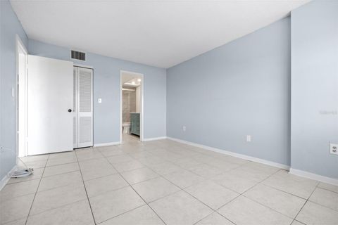 Condominium in SEMINOLE FL 8950 PARK BOULEVARD 16.jpg