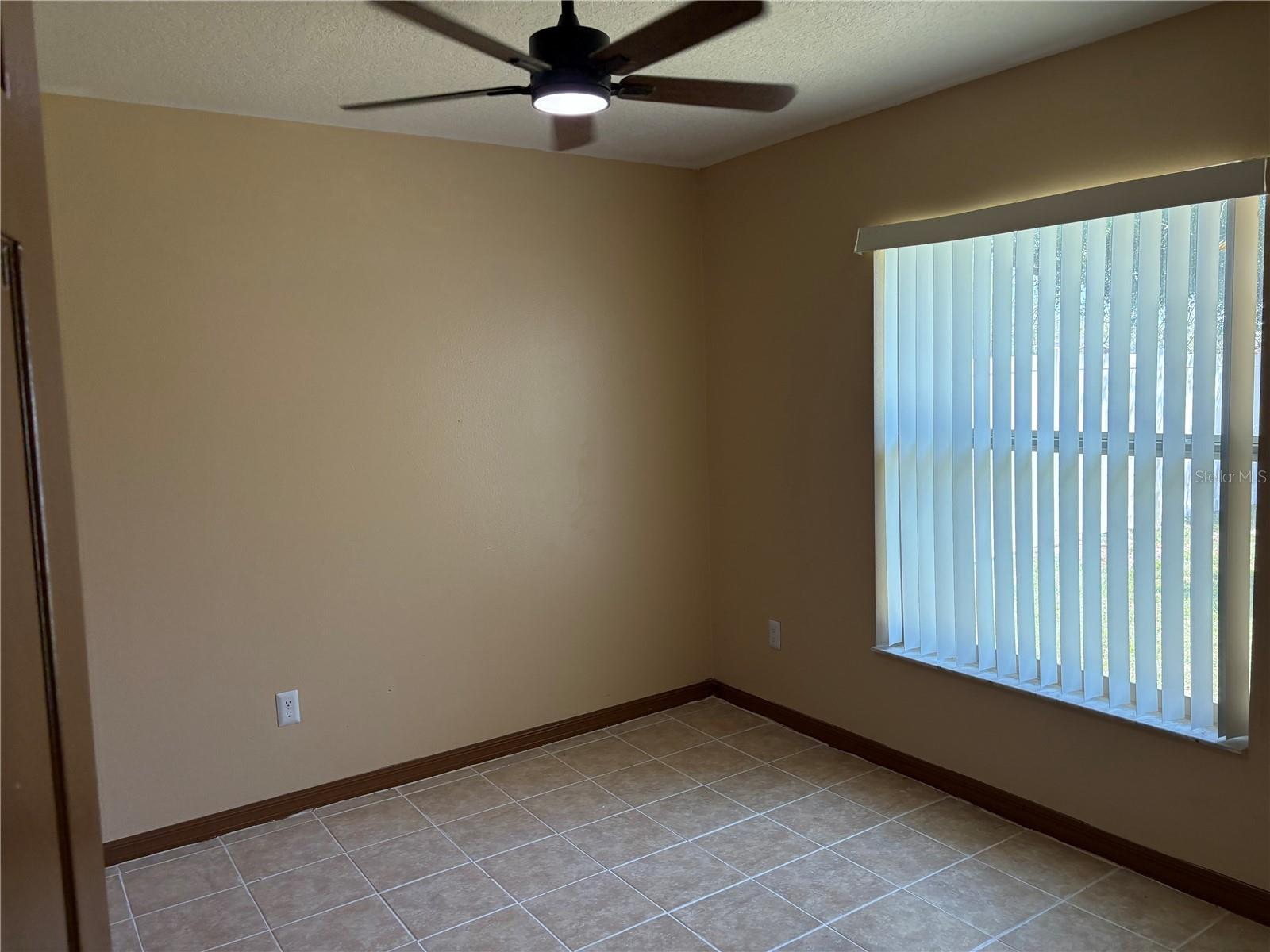 HOLLY CRK PH II - Residential