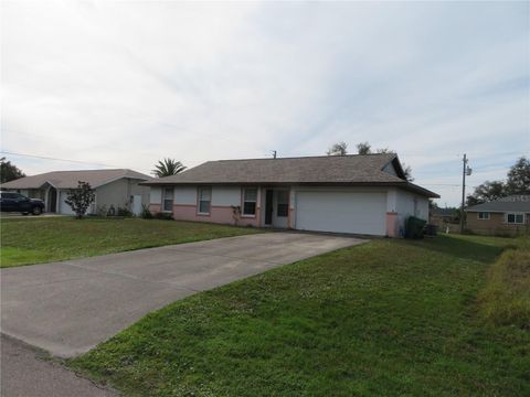 A home in PORT CHARLOTTE