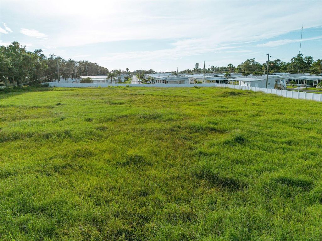 Photo of 2815 Us-41 N, Palmetto, FL 34221 (MLS # A4666068)