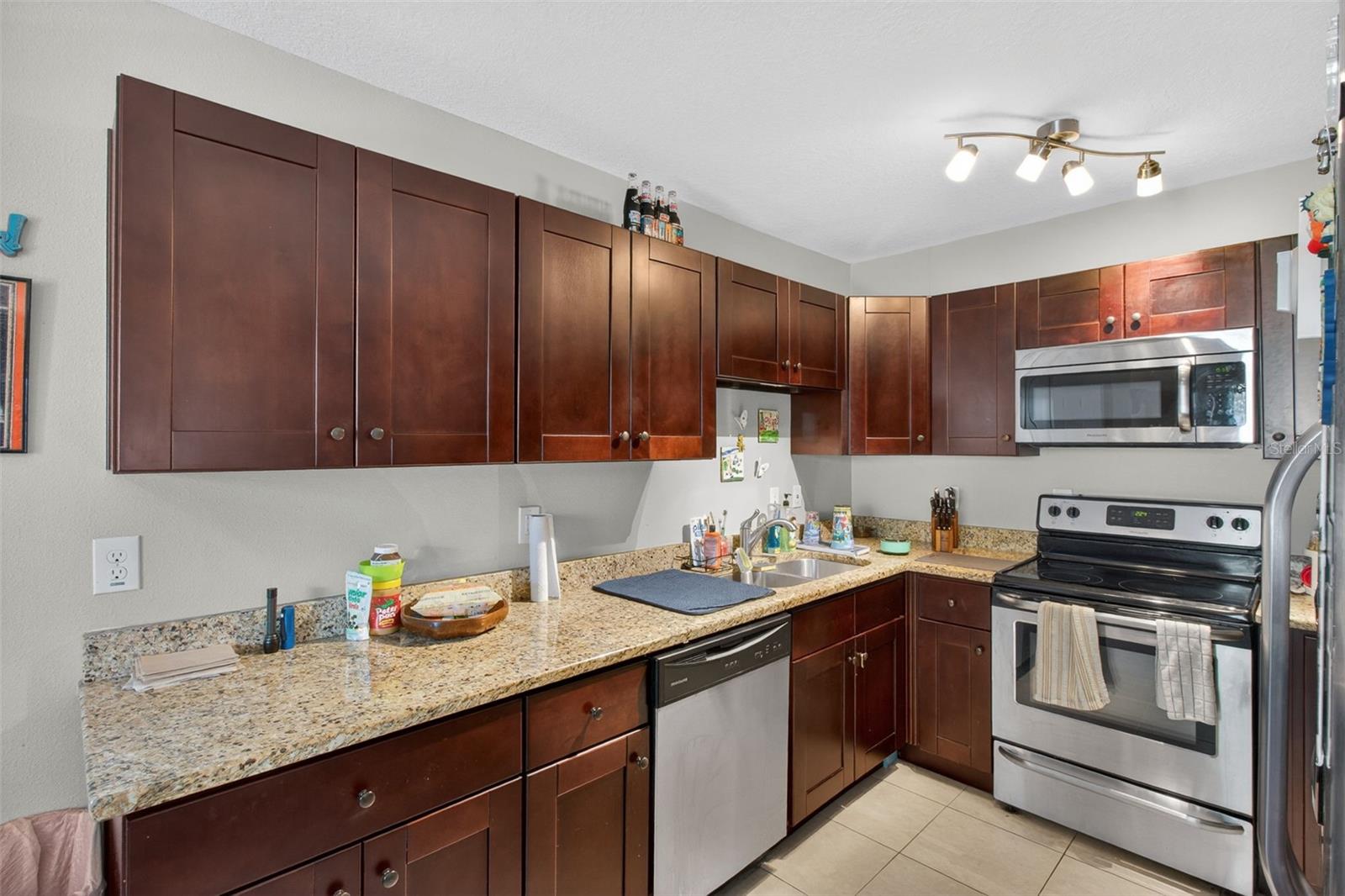 LAKE PEARL ESTATES - Residential