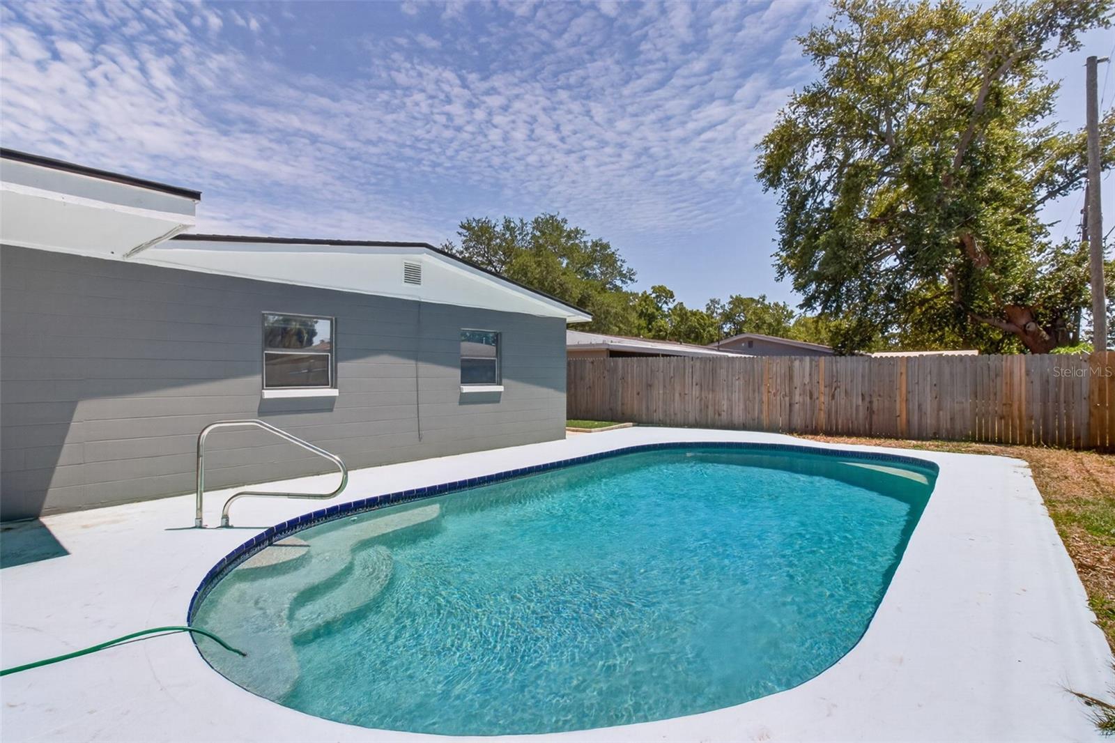 LAKE PEARL ESTATES - Residential