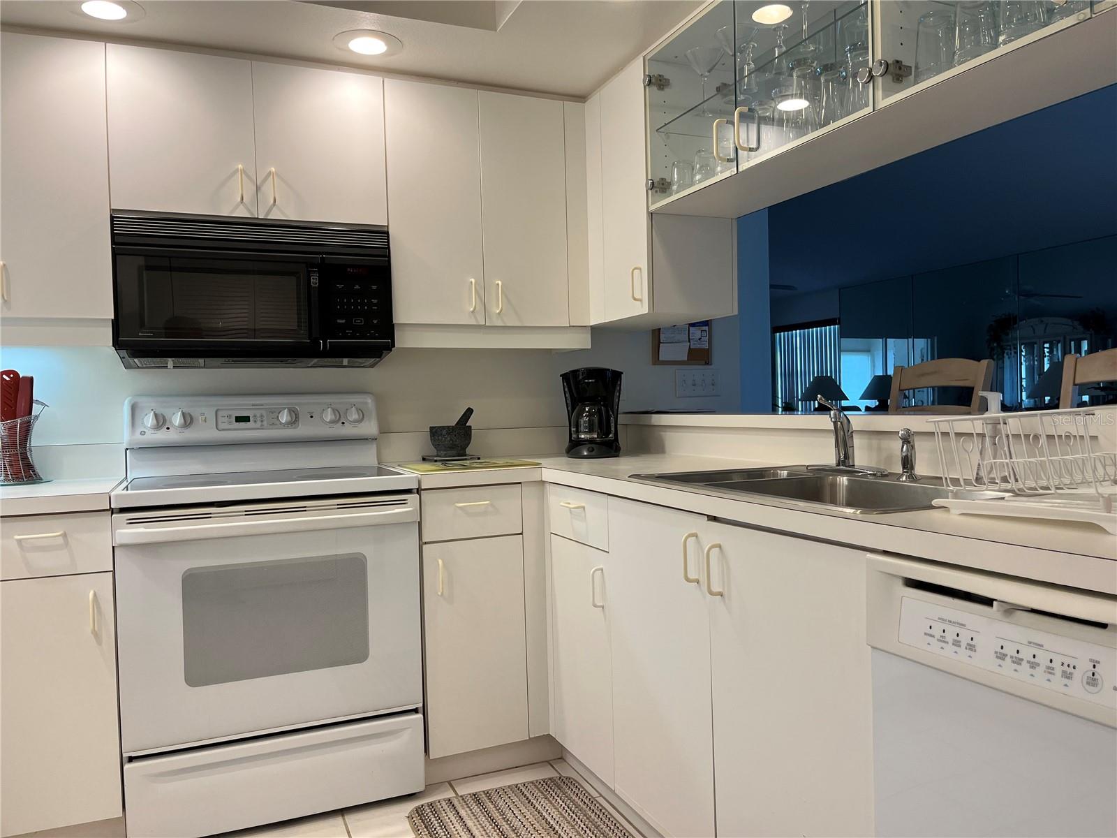 EDGEWATER POINTE AT PERICO BAY CLUB - Residential Lease