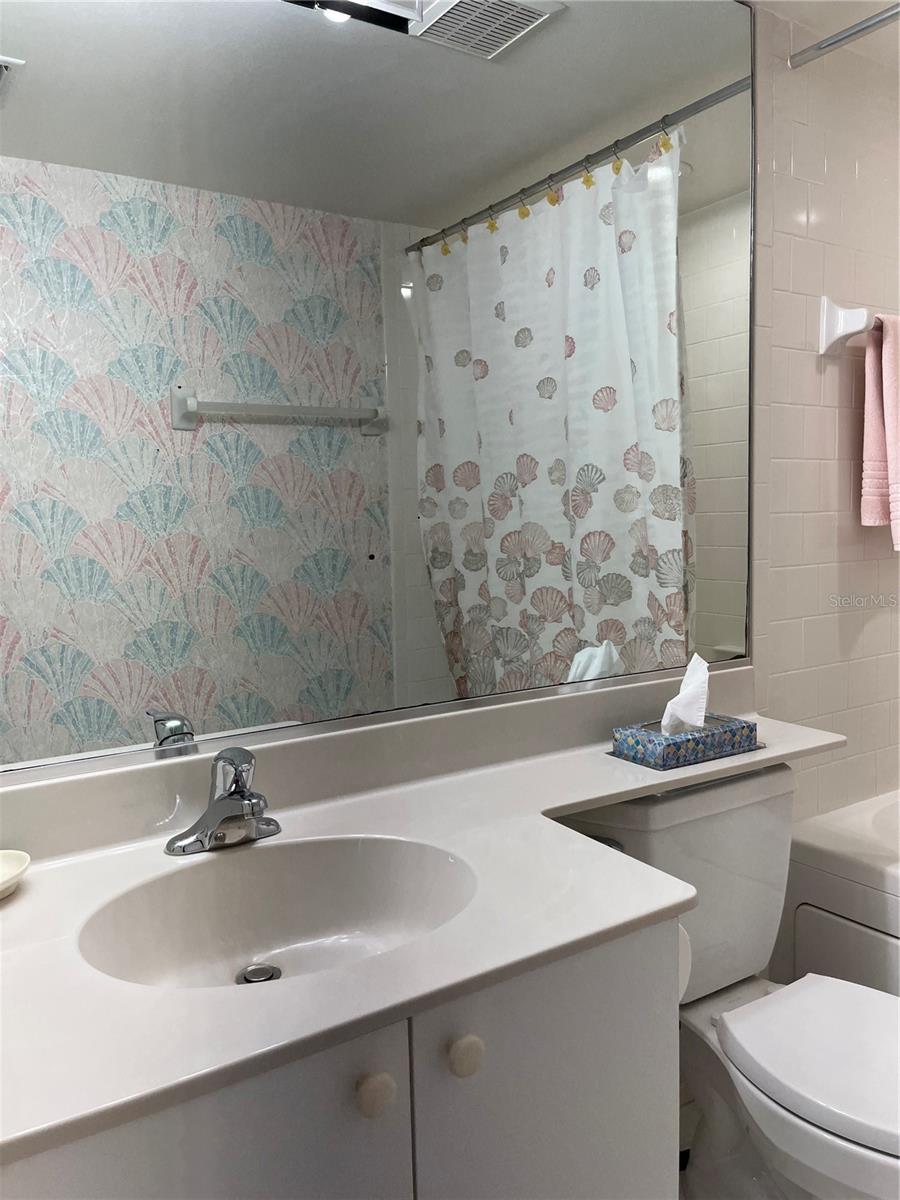 EDGEWATER POINTE AT PERICO BAY CLUB - Residential Lease