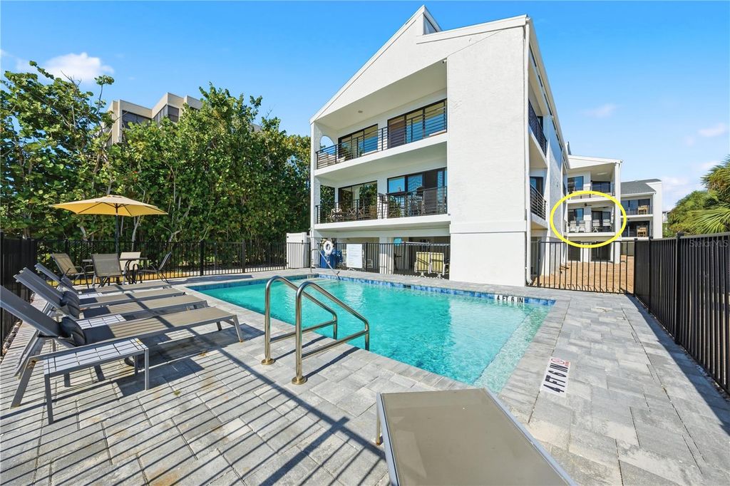 Photo of 450 Beach Road #3, Sarasota, FL 34242 (MLS # A4682792)