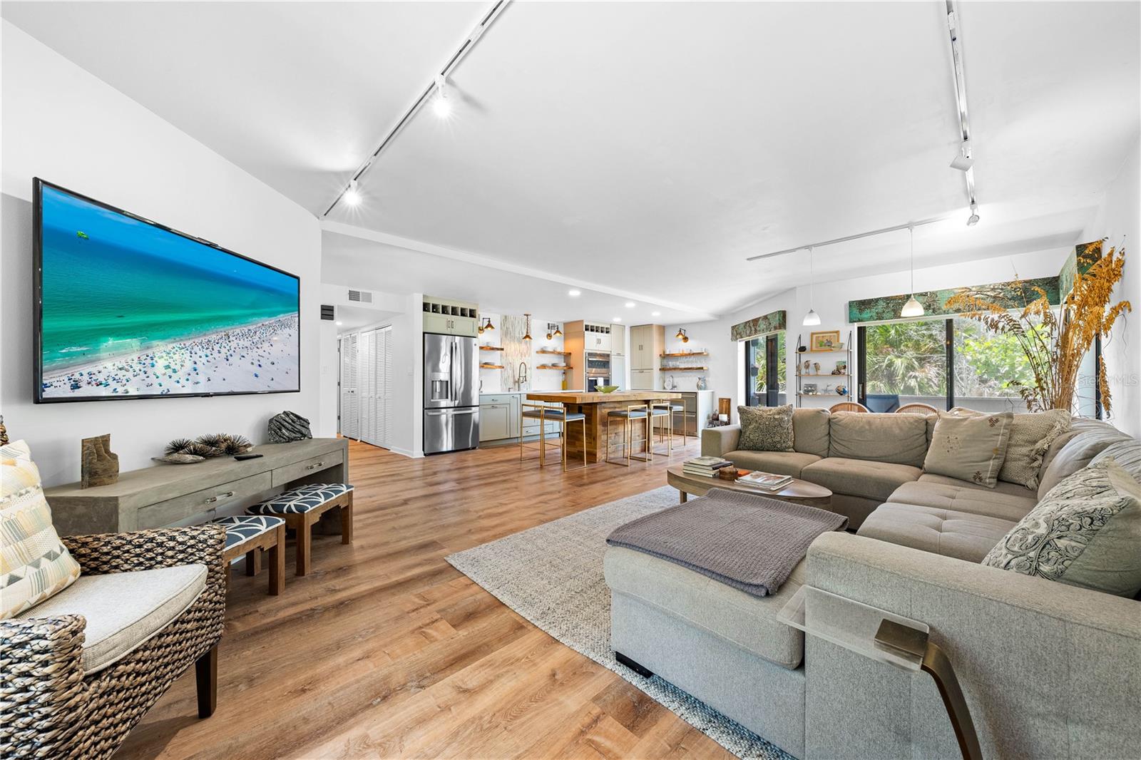 PLACE 450 - Residential