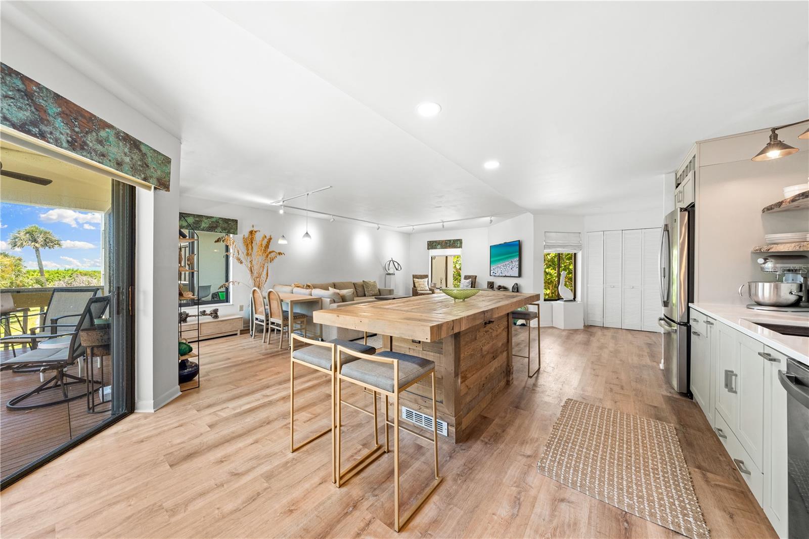 PLACE 450 - Residential