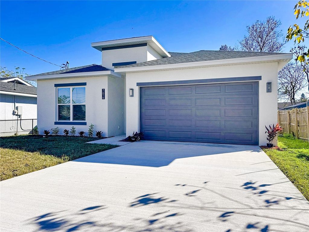 Photo of 7616 Carolyn Avenue, Orlando, FL 32807 (MLS # O6377246)