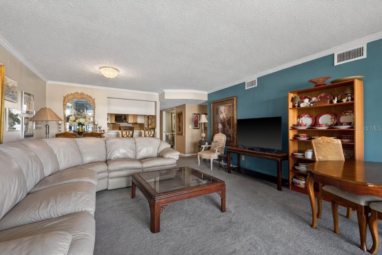 14820 14820 RUE DE BAYONNE APT 402