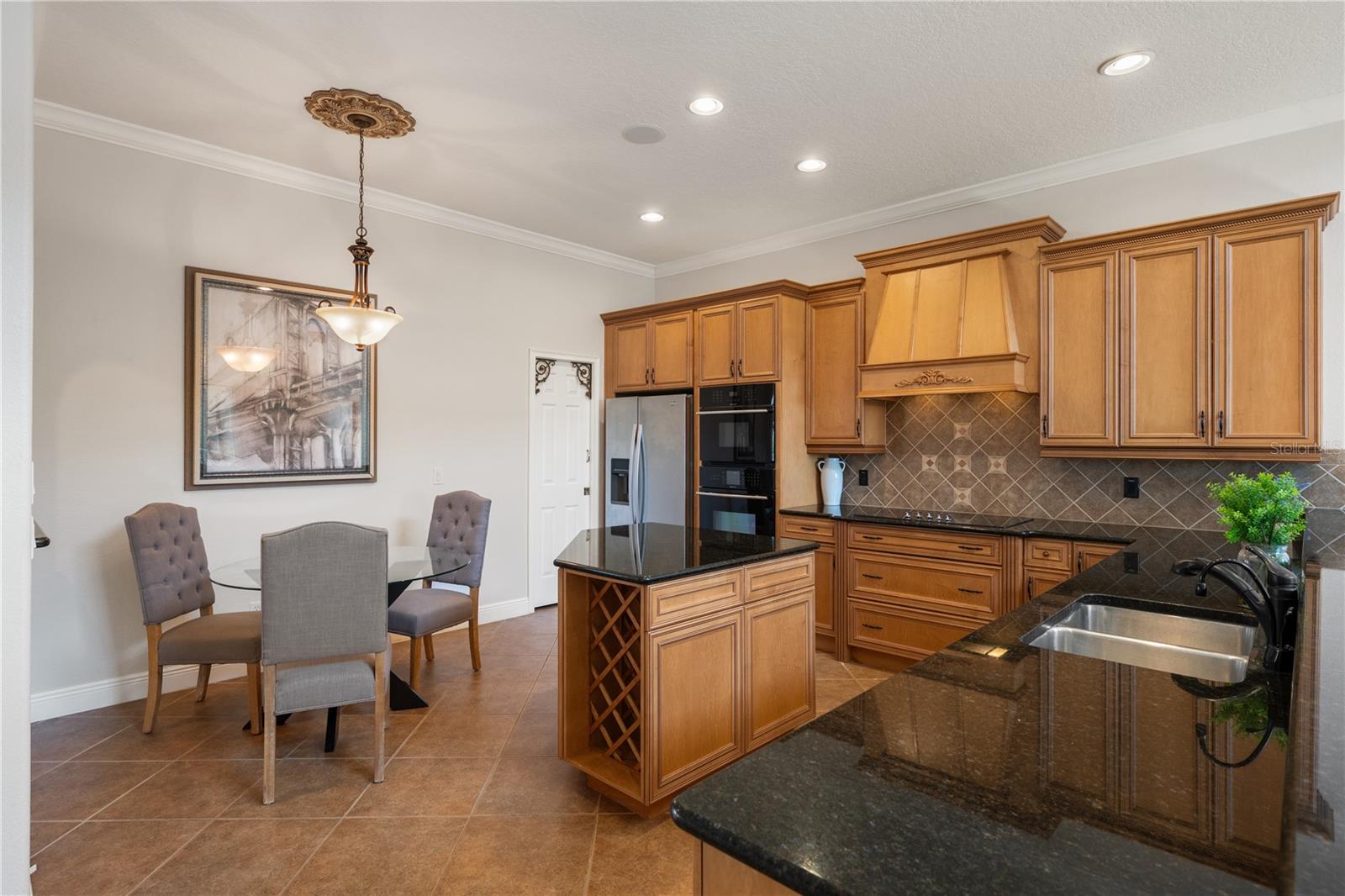 MIRABELLA AT VIZCAYA PHASE THREE - Residential