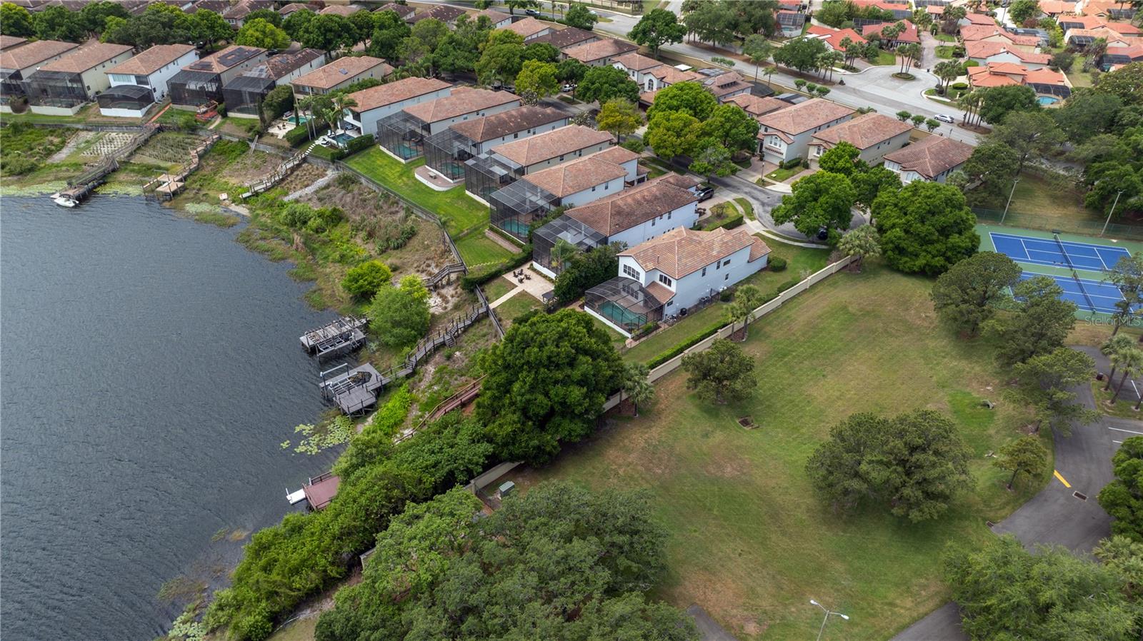 MIRABELLA AT VIZCAYA PHASE THREE - Residential