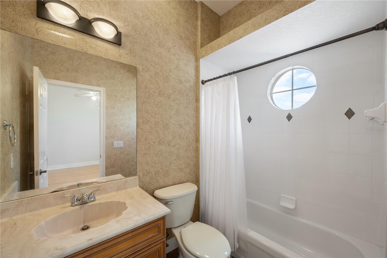 MIRABELLA AT VIZCAYA PHASE THREE - Residential