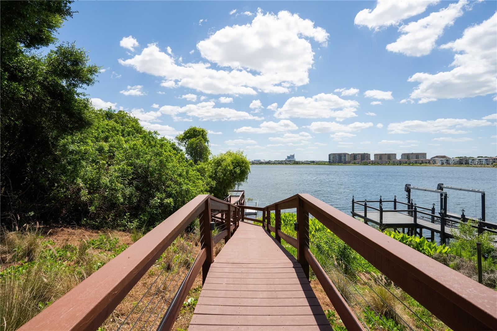 MIRABELLA AT VIZCAYA PHASE THREE - Residential