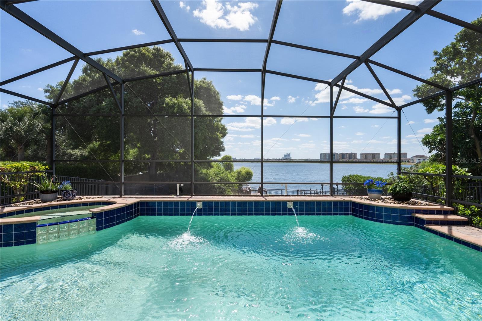 MIRABELLA AT VIZCAYA PHASE THREE - Residential