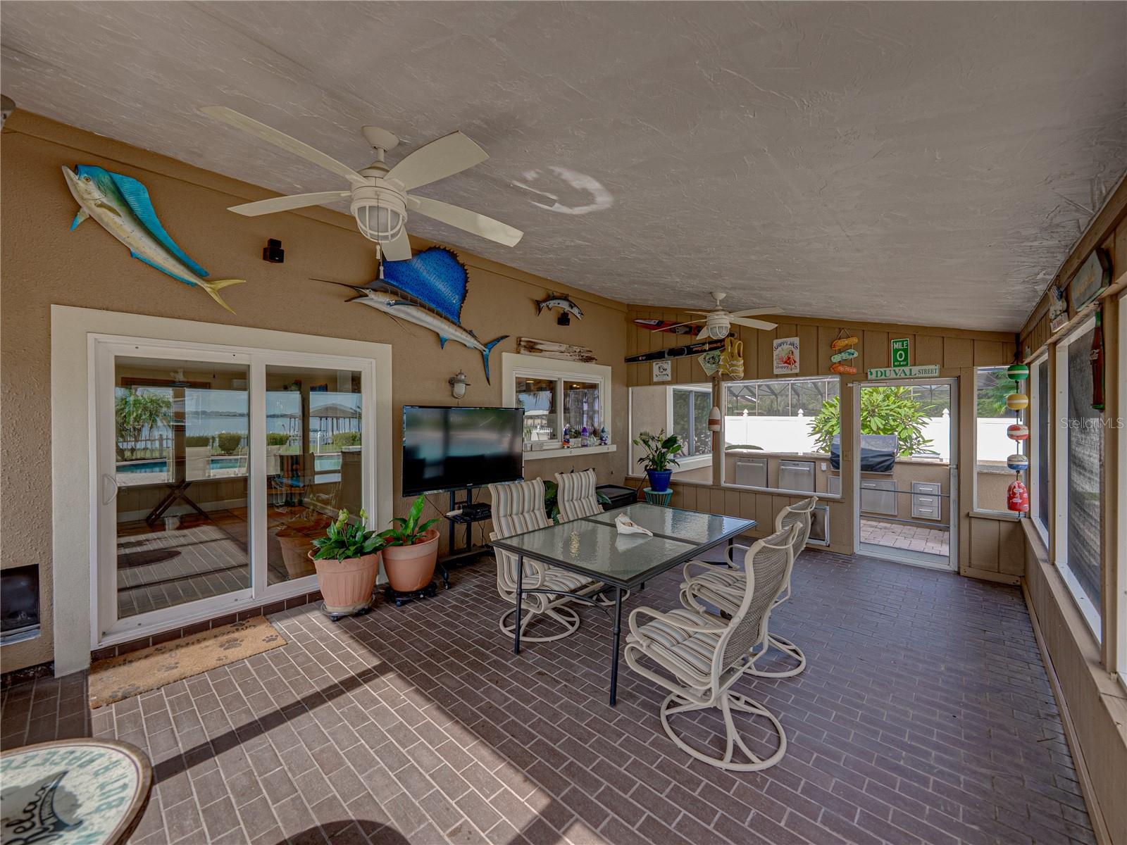 CYPRESS POINT - Residential