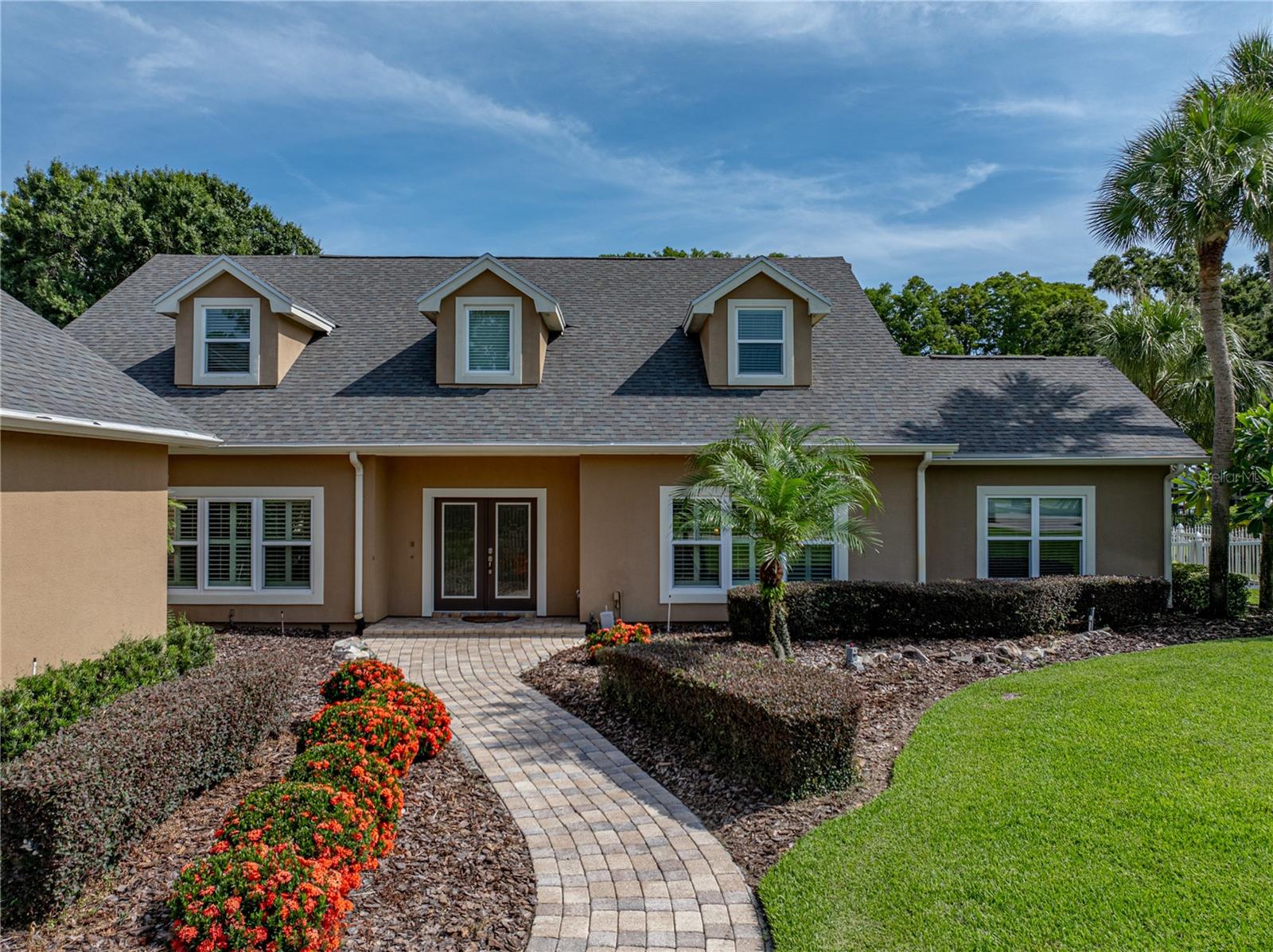 1123 CYPRESS POINT W