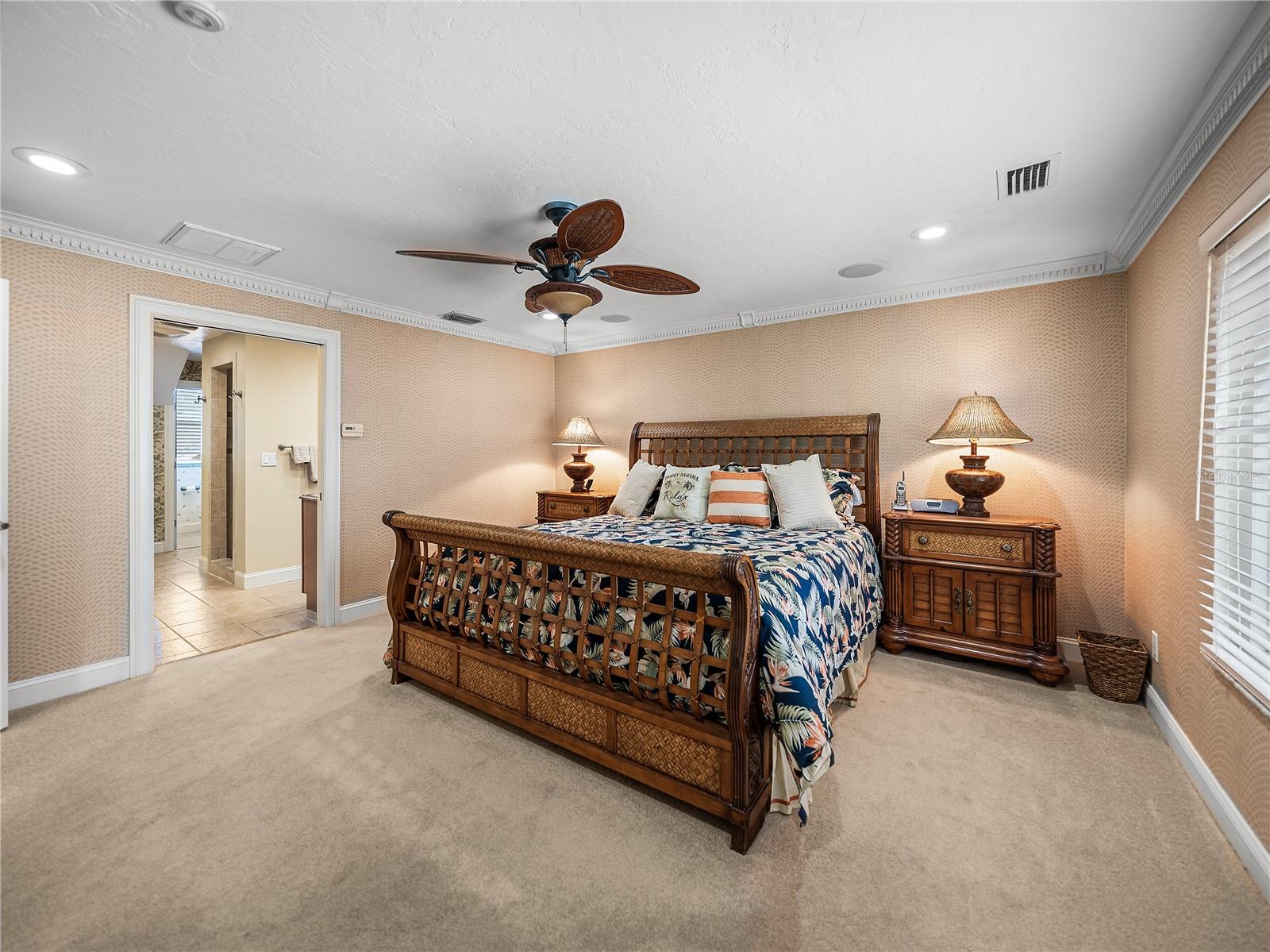 CYPRESS POINT - Residential