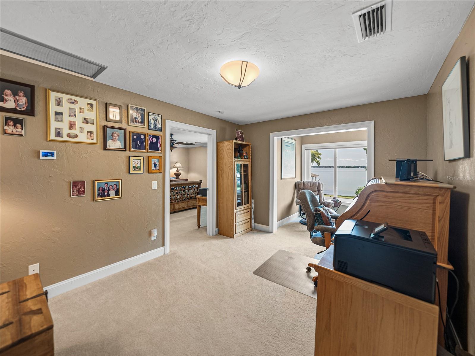 CYPRESS POINT - Residential