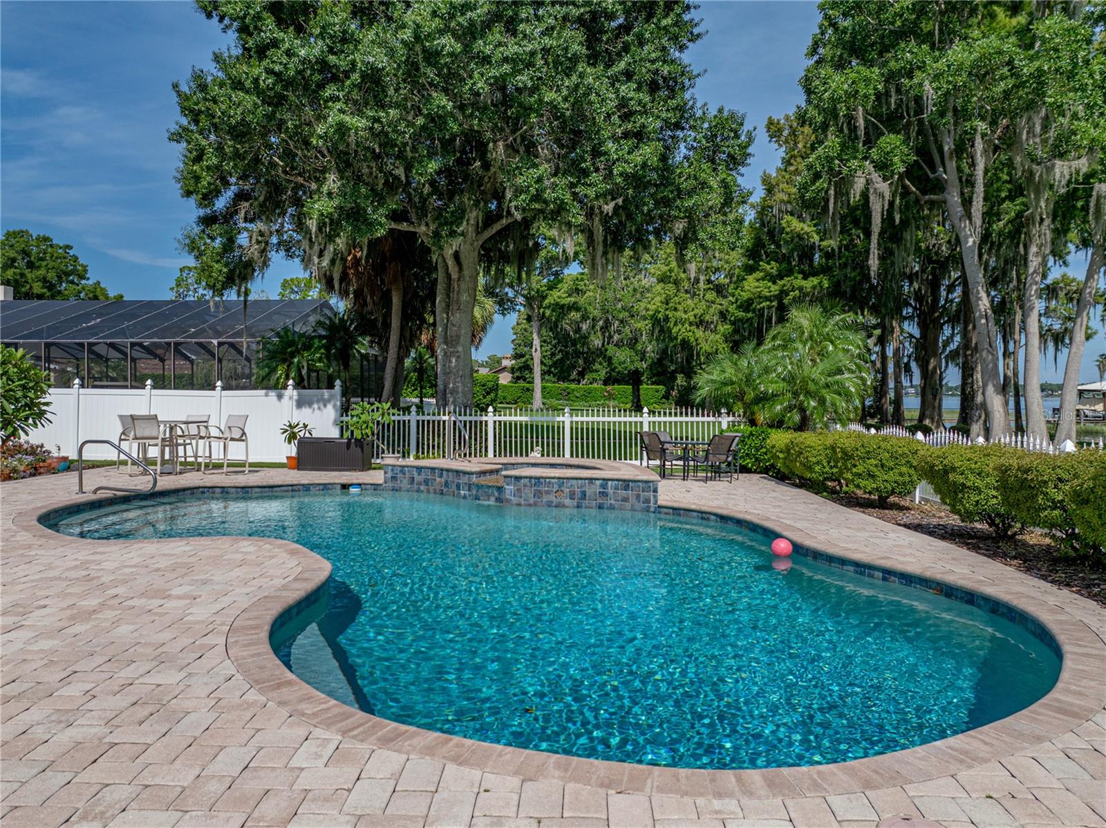 CYPRESS POINT - Residential