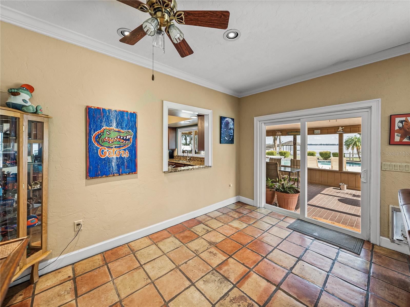 CYPRESS POINT - Residential