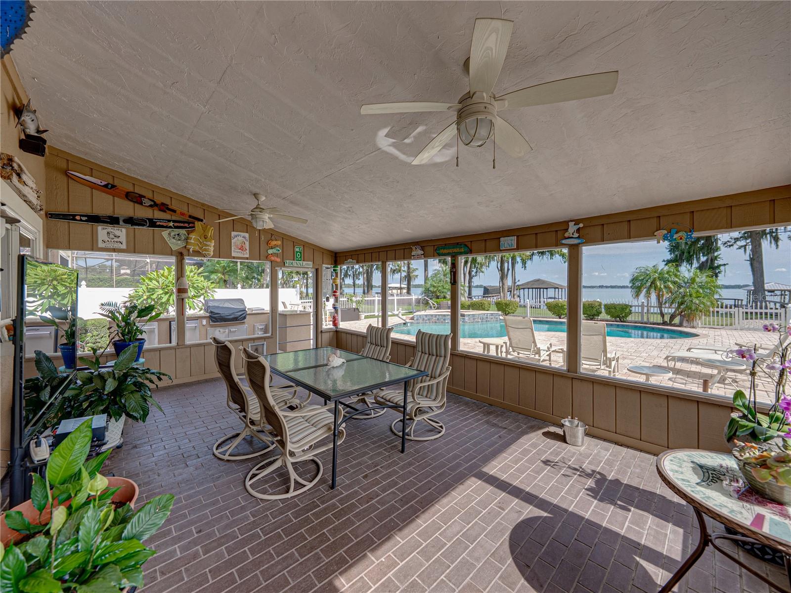 CYPRESS POINT - Residential