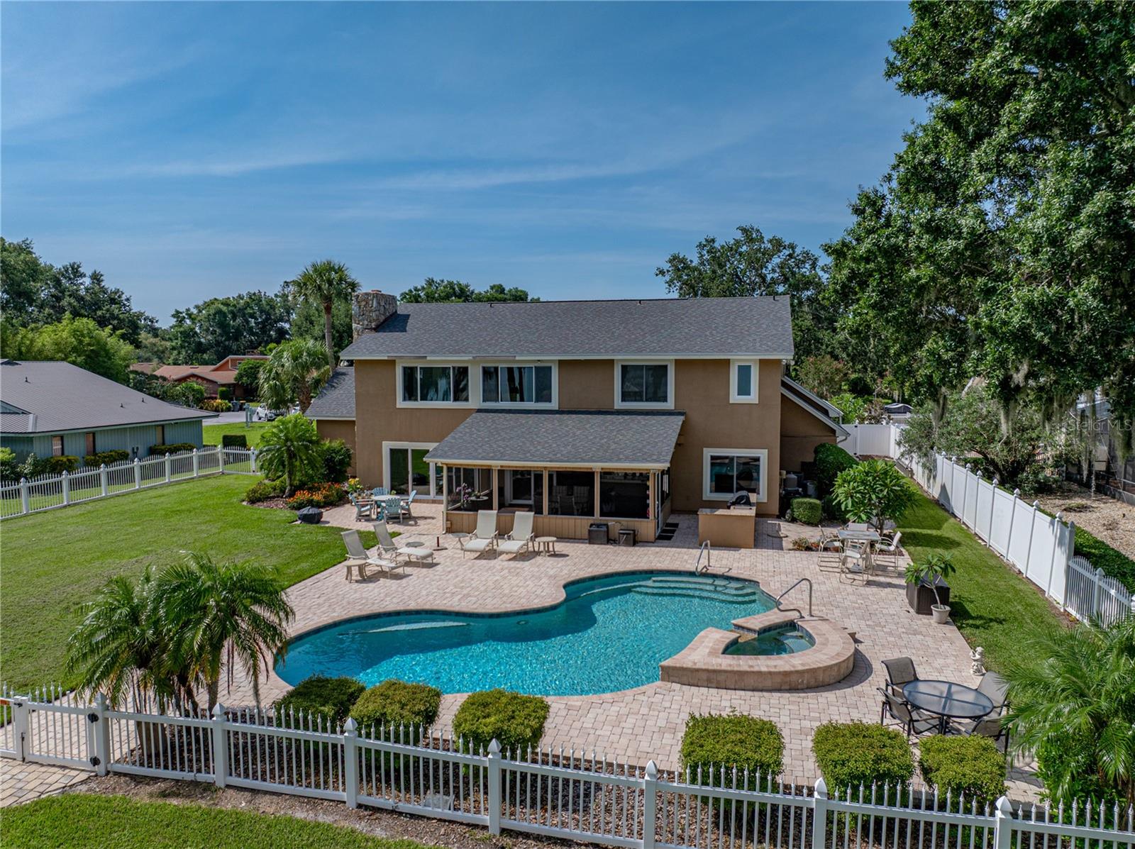 CYPRESS POINT - Residential