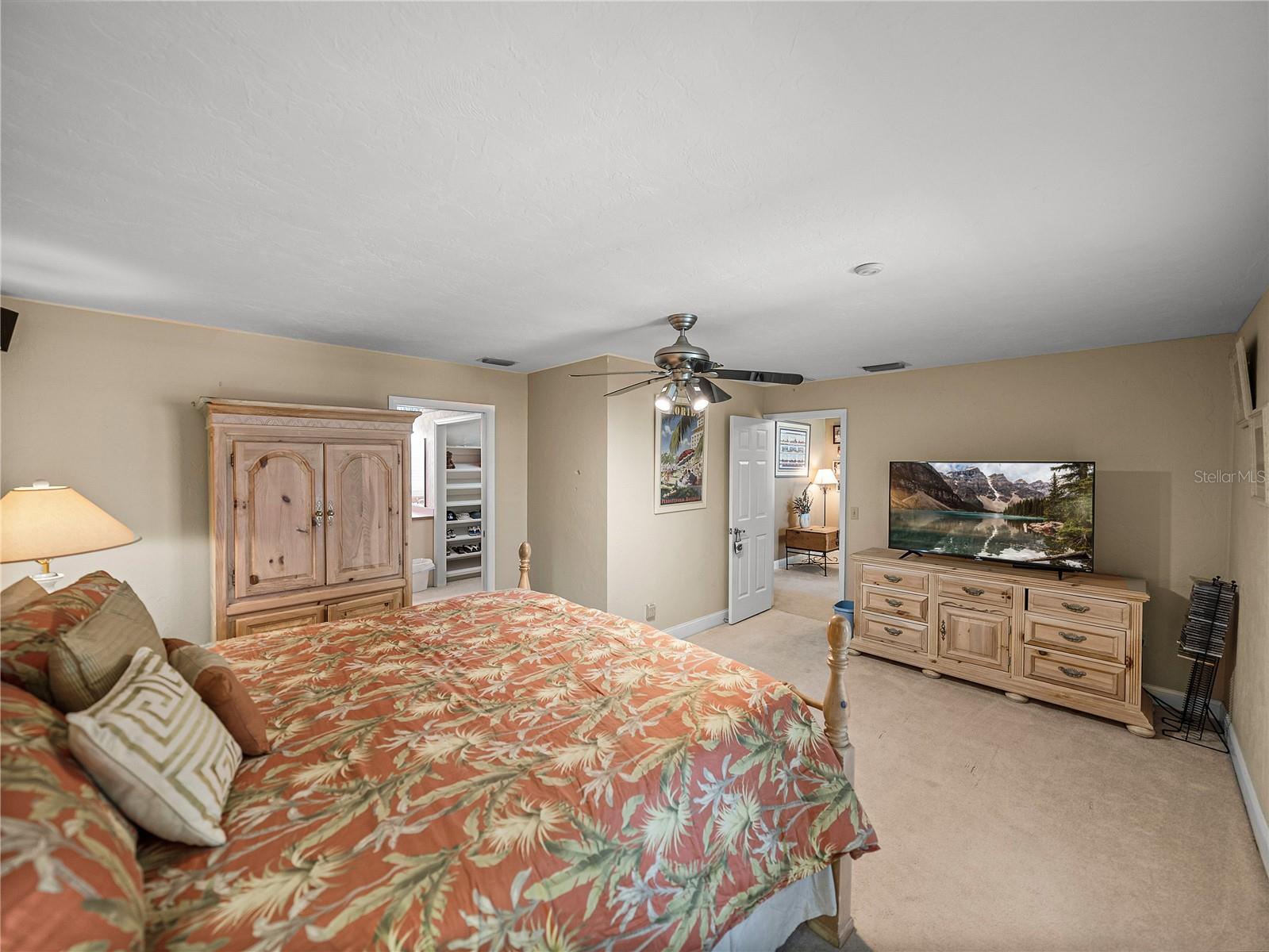 CYPRESS POINT - Residential